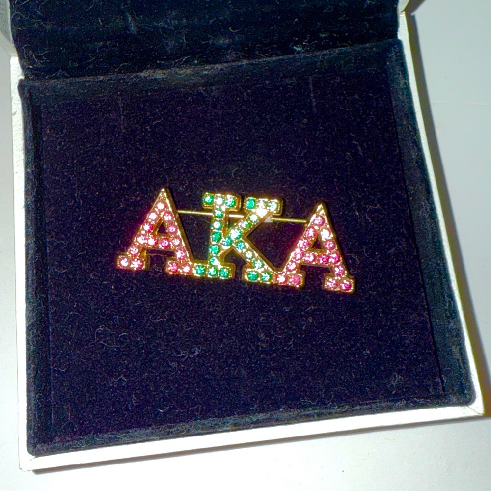 Alpha Kappa Alpha Sorority Rhinestone Broach Pink And Green AKA 1908 Beautiful!